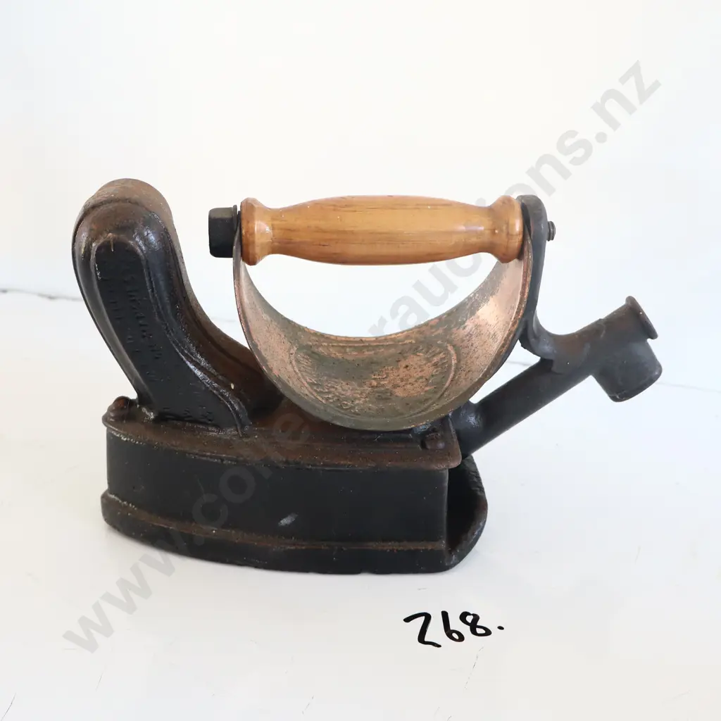 Vintage Gas Iron, Fletcher Russell And Co, England Image 1++
