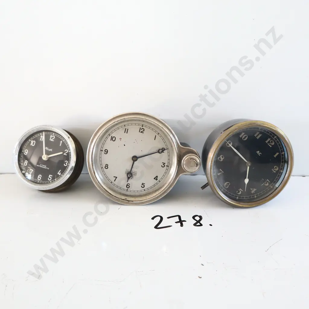 Vintage Dash Clocks X 3 Image 1++