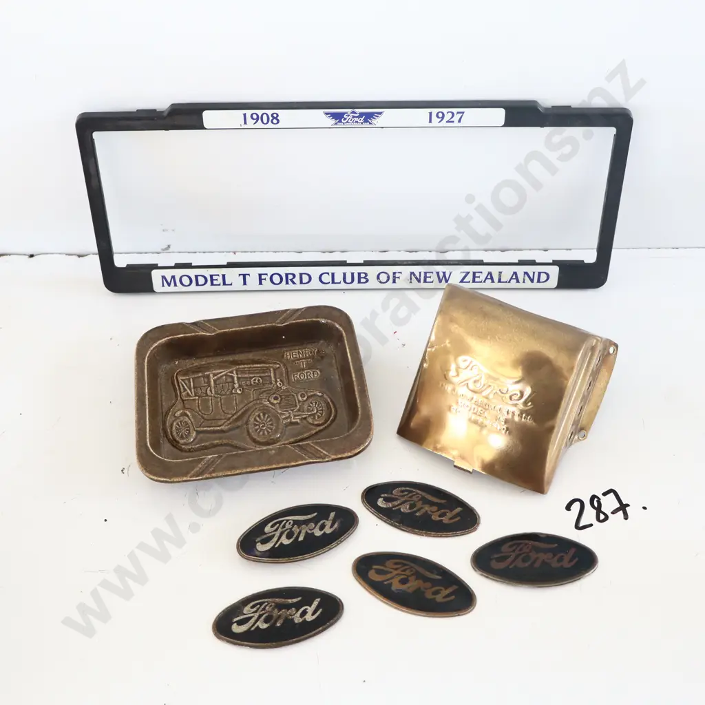Ford Lot, Badges Ect X 8 Image 1++