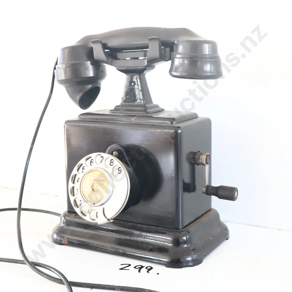 BC Series Erisccon Table Telephone Image 1++