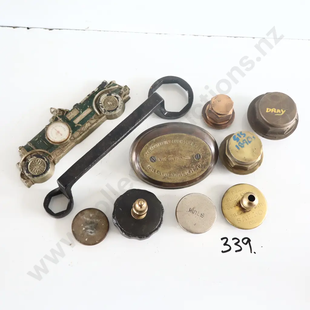 The Canterbury Engineering Co Plaque, Fuel Caps, Hubcaps Ect Image 1++