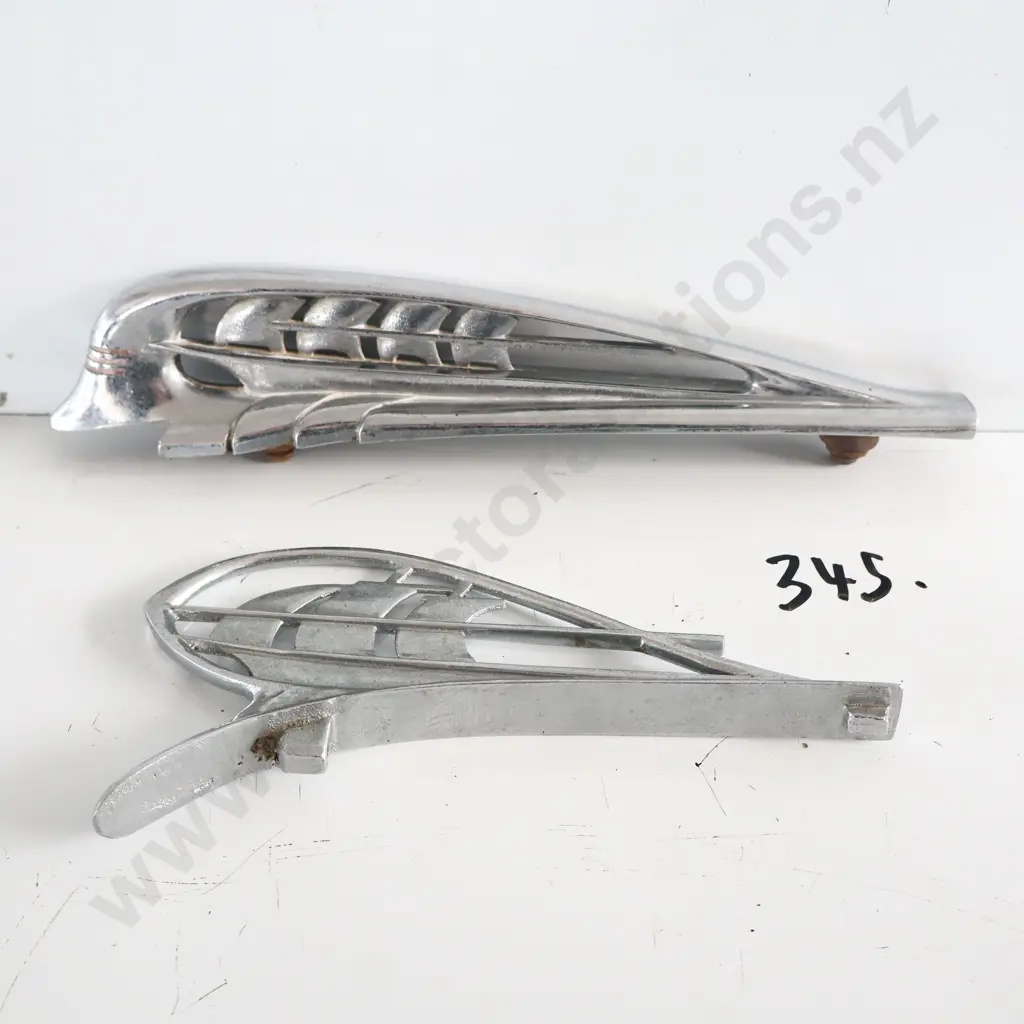 Plymouth Hood Ornaments  Image 1++