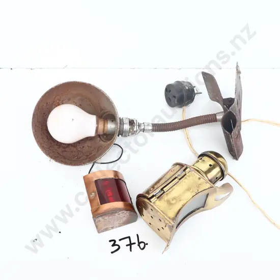 Carriage, Workshop And Shipping Light X 3
