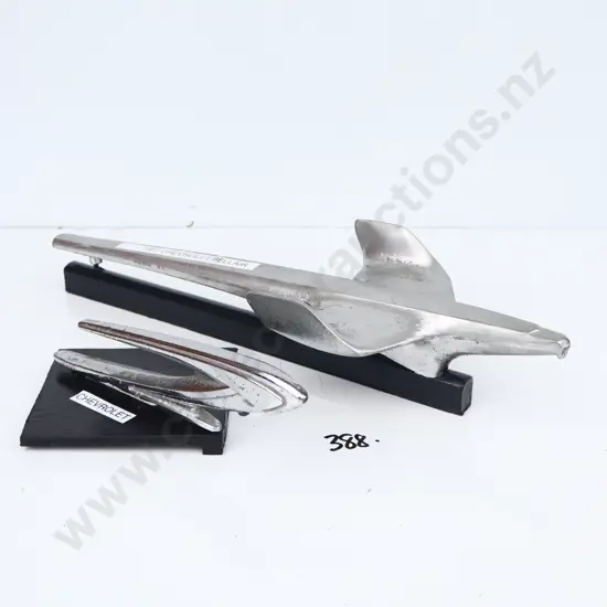 Chevrolet Hootd Ornaments